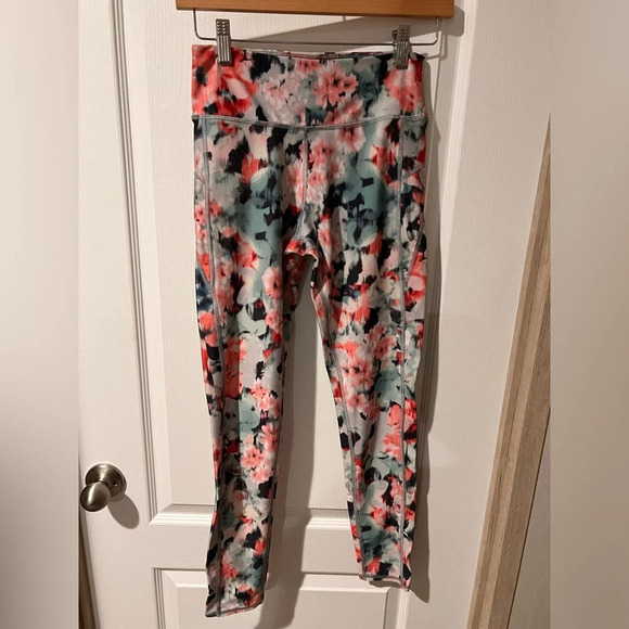 American Eagle Outfitters Hi Rise leggings size small. - Picture 1 of 8